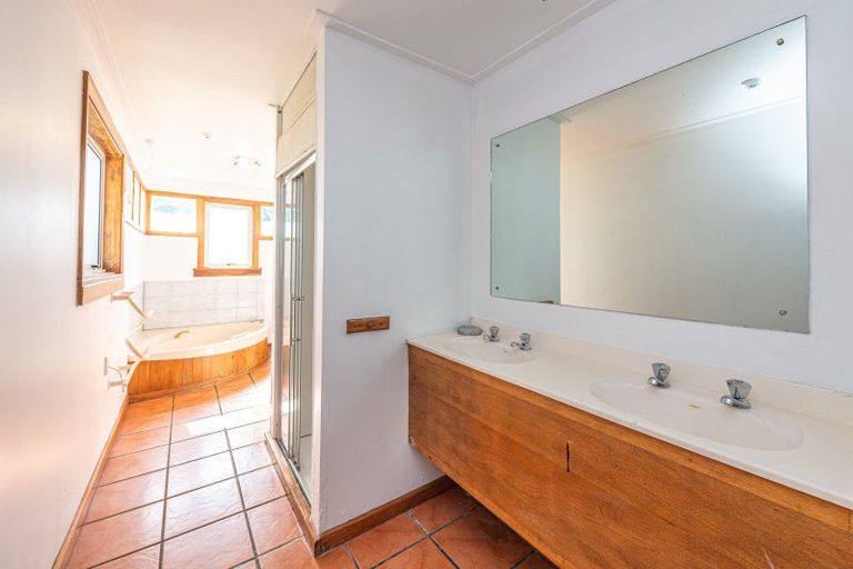 Photo of property in 100 Puriri Street, Gonville, Wanganui, 4501