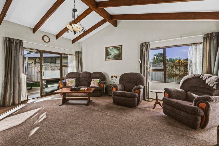 Photo of property in 8a Clarence Cox Crescent, Pirimai, Napier, 4112