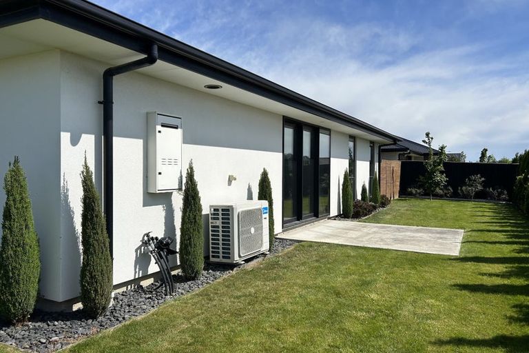 Photo of property in 19 Lawrence Drive, Rolleston, 7614