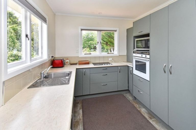 Photo of property in 120 Portage Road, New Lynn, Auckland, 0600