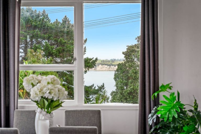 Photo of property in 774 Whangaparaoa Road, Manly, Whangaparaoa, 0930