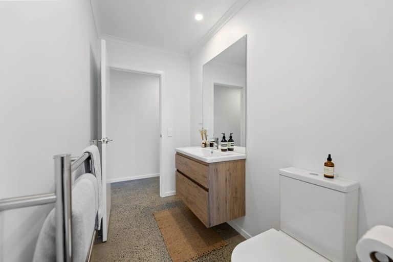 Photo of property in 4b Harakeke Drive, Wharewaka, Taupo, 3330