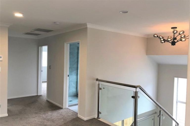 Photo of property in 29 Cooladawson Drive, Flat Bush, Auckland, 2019