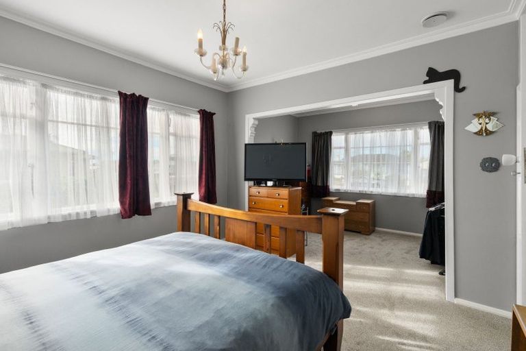 Photo of property in 3 Worcester Street, Levin, 5510