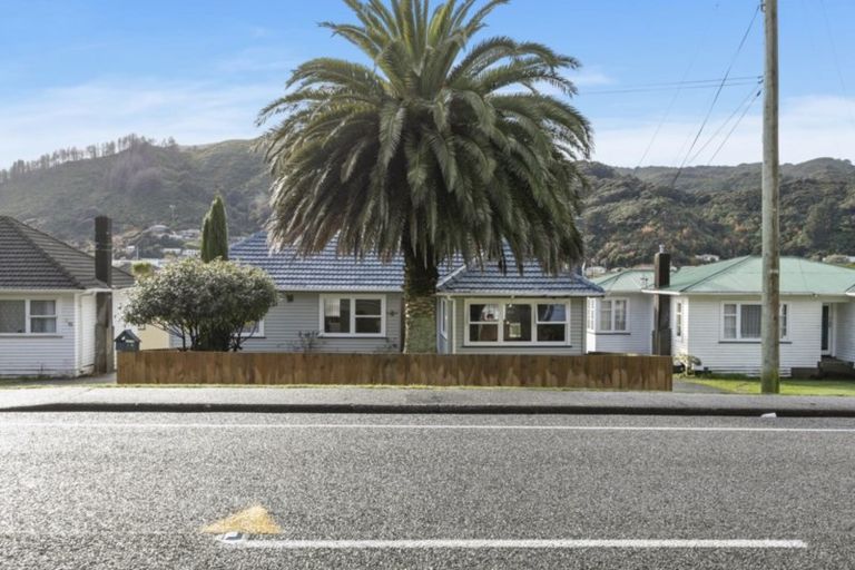 Photo of property in 13 Main Road, Wainuiomata, Lower Hutt, 5014
