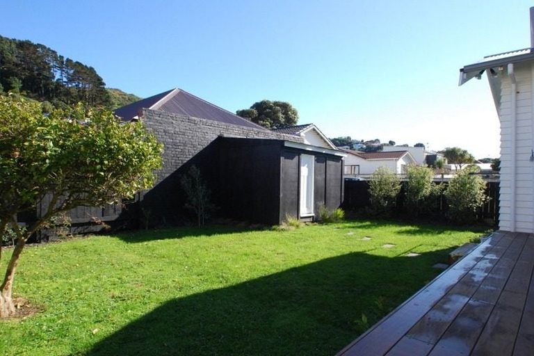 Photo of property in 202 The Parade, Island Bay, Wellington, 6023