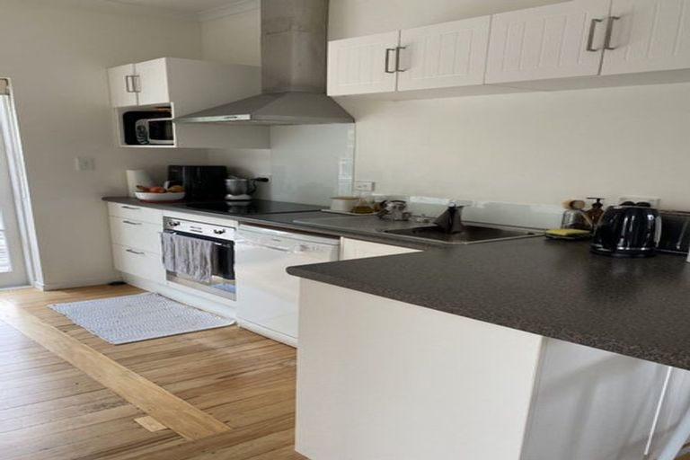 Photo of property in 47 Plunket Terrace, Hamilton East, Hamilton, 3216
