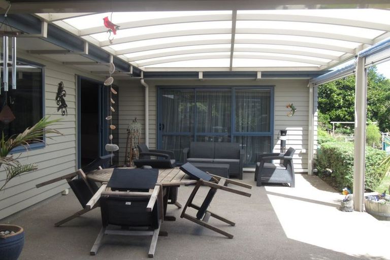 Photo of property in 3 Moss Lane, Raumati Beach, Paraparaumu, 5032