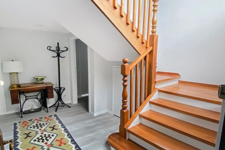 Photo of property in 29 Hebe Place, Birkenhead, Auckland, 0626