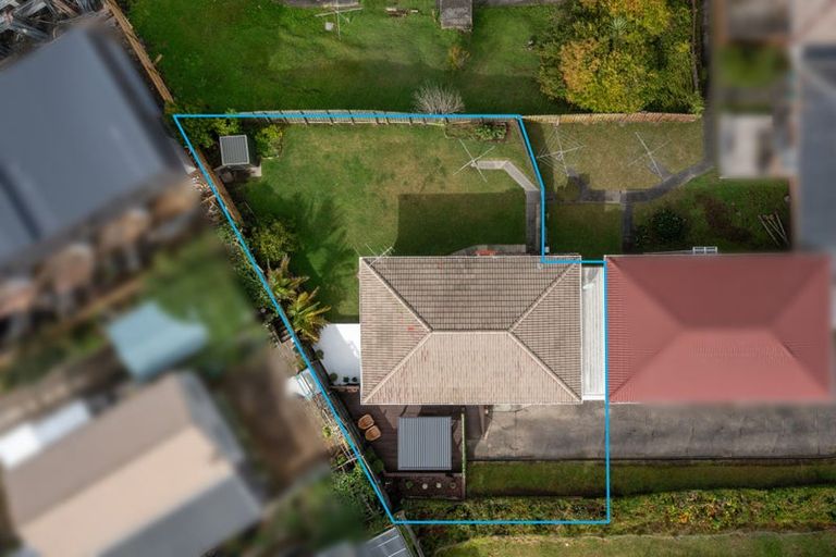 Photo of property in 5/9 Manuka Road, Bayview, Auckland, 0629