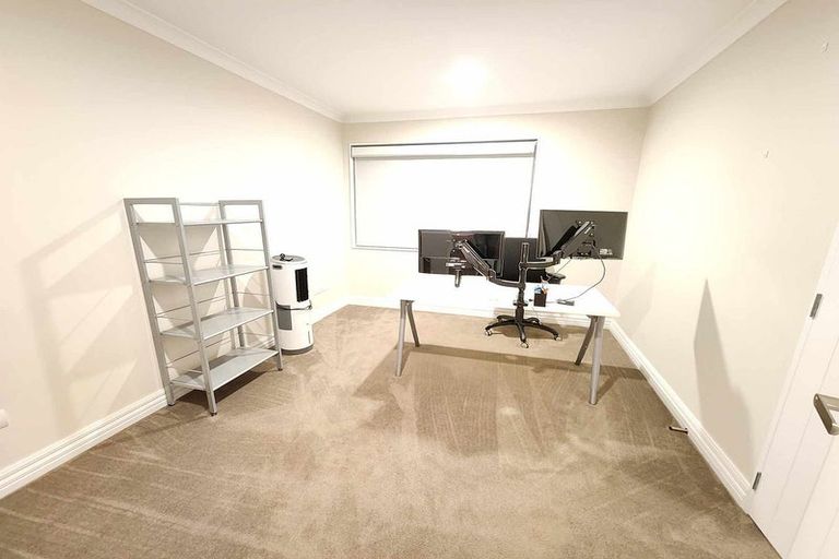 Photo of property in 89b William Bayes Place, Red Beach, 0932