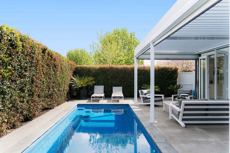 Photo of property in 19 Hinau Road, Karaka, Papakura, 2113