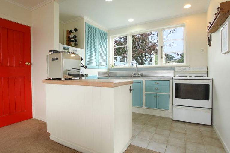 Photo of property in 39a Wallis Street, Raglan, 3225