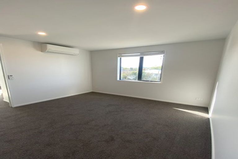 Photo of property in 2/45 Evesham Crescent, Spreydon, Christchurch, 8024