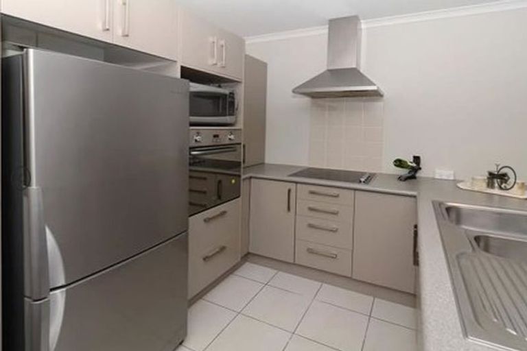 Photo of property in 2/15 Albert Street, Hamilton East, Hamilton, 3216