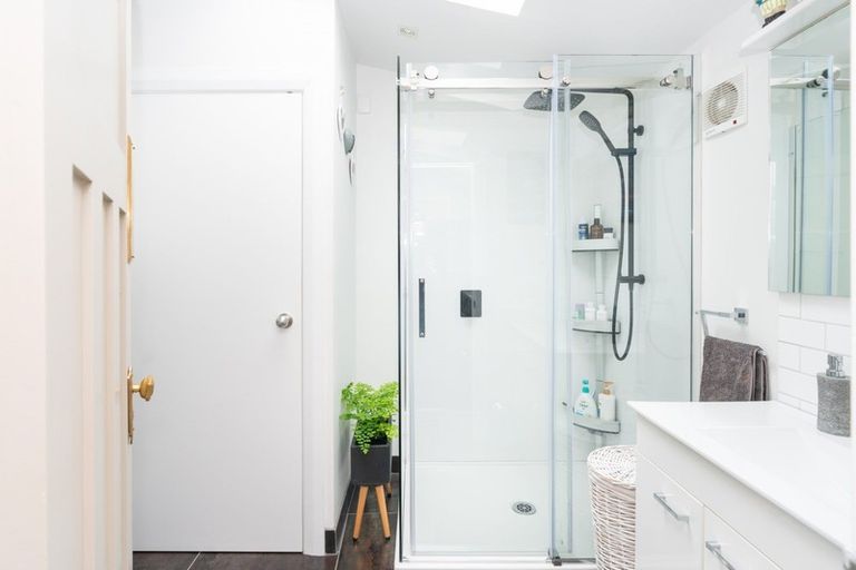 Photo of property in 12 Emmett Street, Newtown, Wellington, 6021