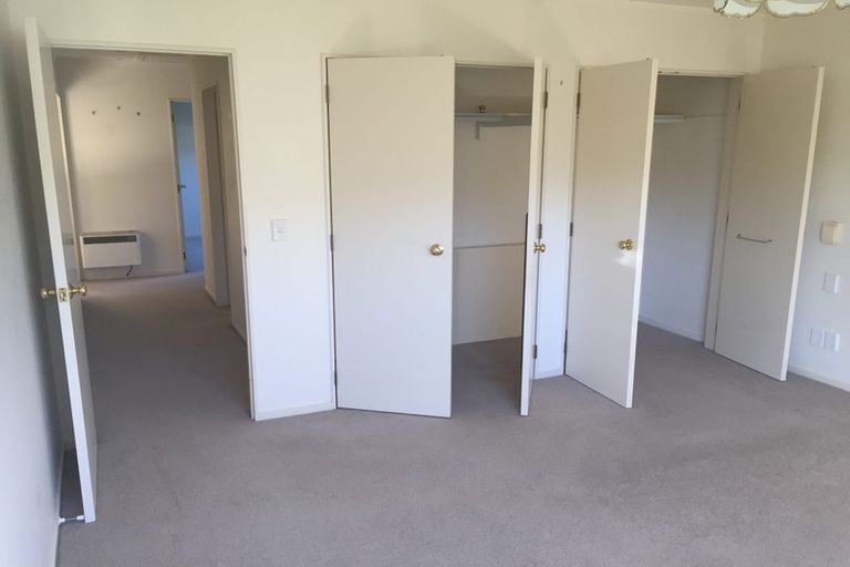 Photo of property in 52 Parata Street, Waikanae, 5036