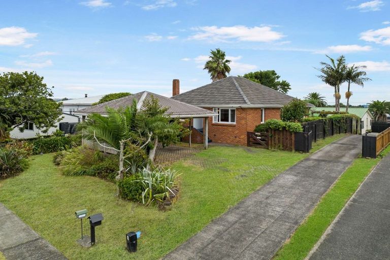 Photo of property in 5 Pacific Street, Waiuku, 2123
