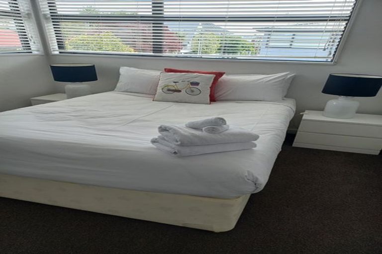 Photo of property in 40c Hutcheson Street, Sydenham, Christchurch, 8023