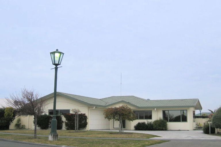 Photo of property in 46 Balmoral Street, Taradale, Napier, 4112