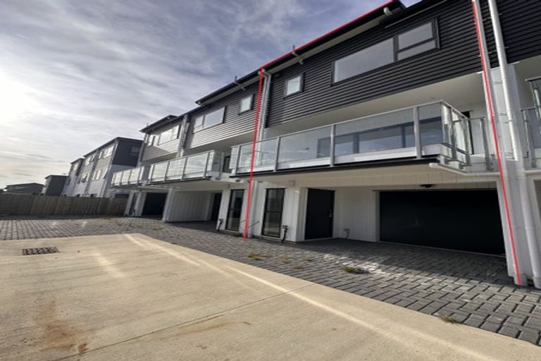 Photo of property in 3/2a Cambridge Road, Manurewa, Auckland, 2102