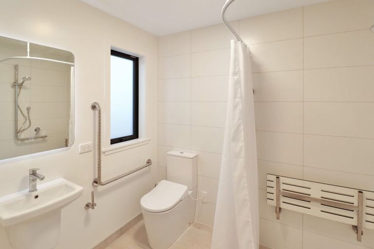 Photo of property in 23d Fraser Crescent, Elderslea, Upper Hutt, 5018