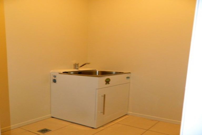 Photo of property in 19u7 Collins Avenue, Tawa, Wellington, 5028