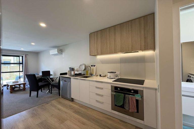 Photo of property in 8 Te Ara O Papatahi, Wainuiomata, Lower Hutt, 5014