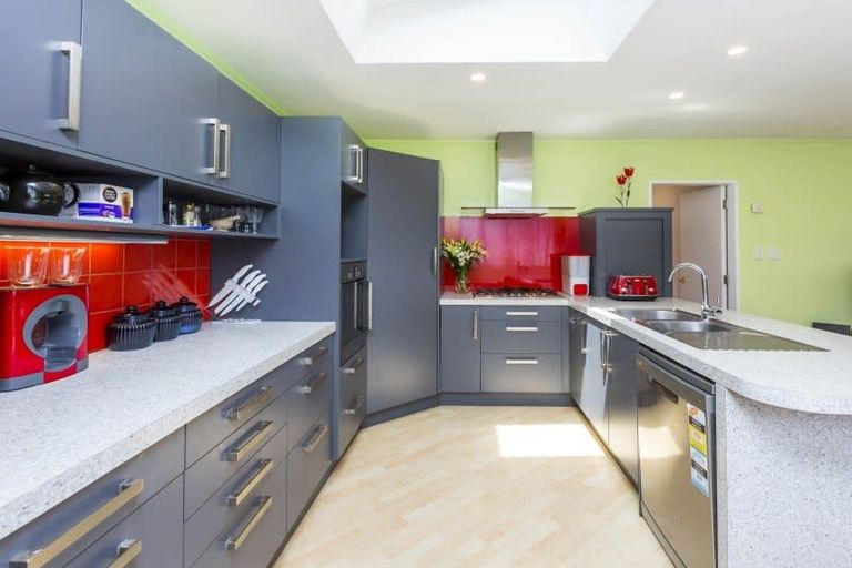 Photo of property in 398b Fergusson Drive, Heretaunga, Upper Hutt, 5018