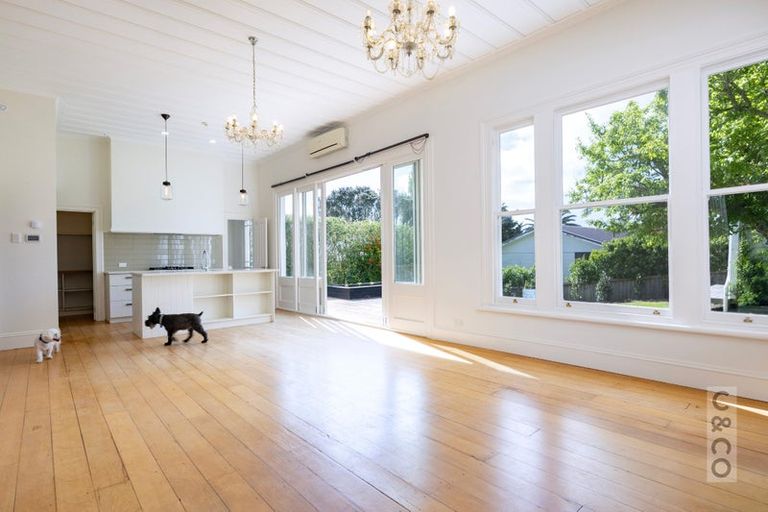 Photo of property in 28 Rata Street, Helensville, 0800