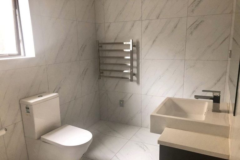 Photo of property in 7 Azzurro Way, Flat Bush, Auckland, 2019