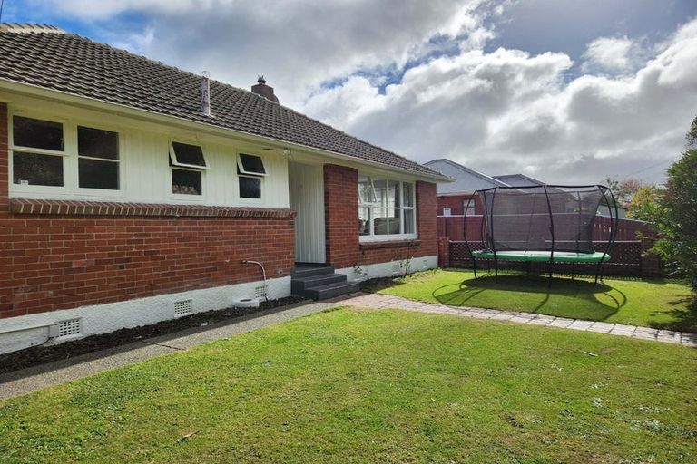 Photo of property in 199 Riverside Drive, Waterloo, Lower Hutt, 5011