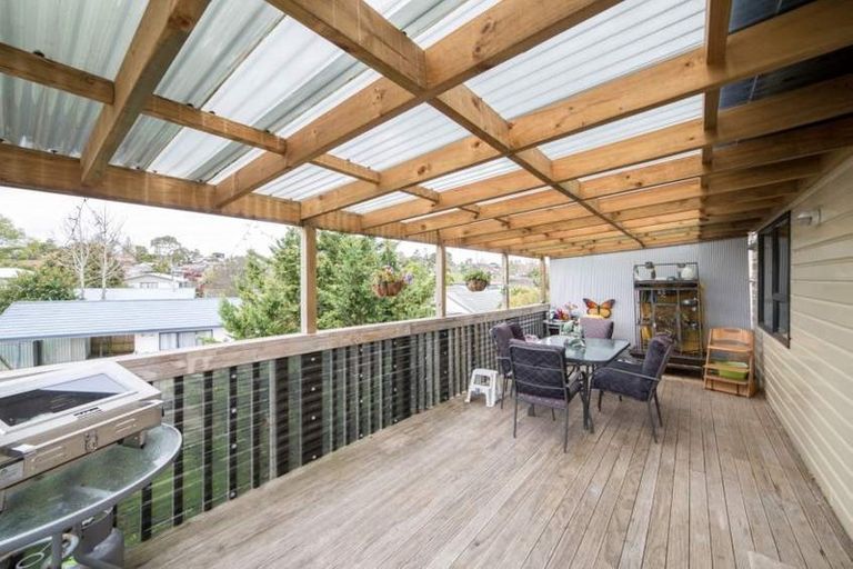 Photo of property in 34f Forest Hill Road, Henderson, Auckland, 0612