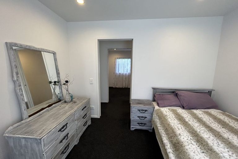 Photo of property in 3d Orchard Road, Browns Bay, Auckland, 0630