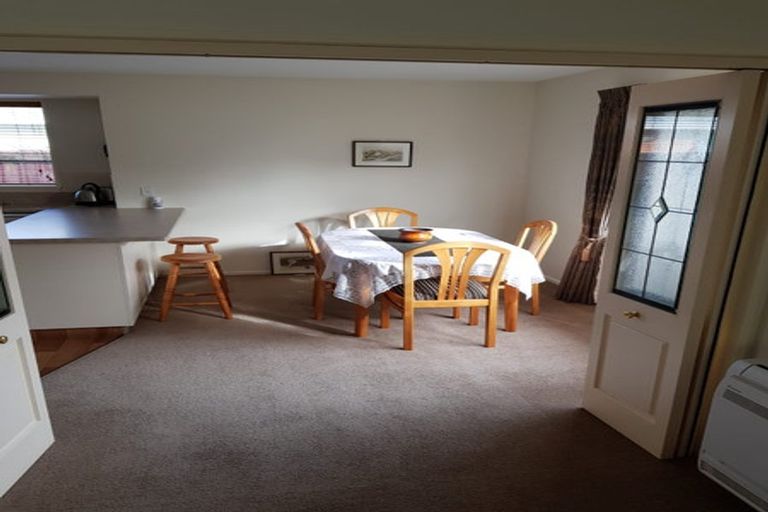 Photo of property in 15 Honeysuckle Place, Northcote, Christchurch, 8052