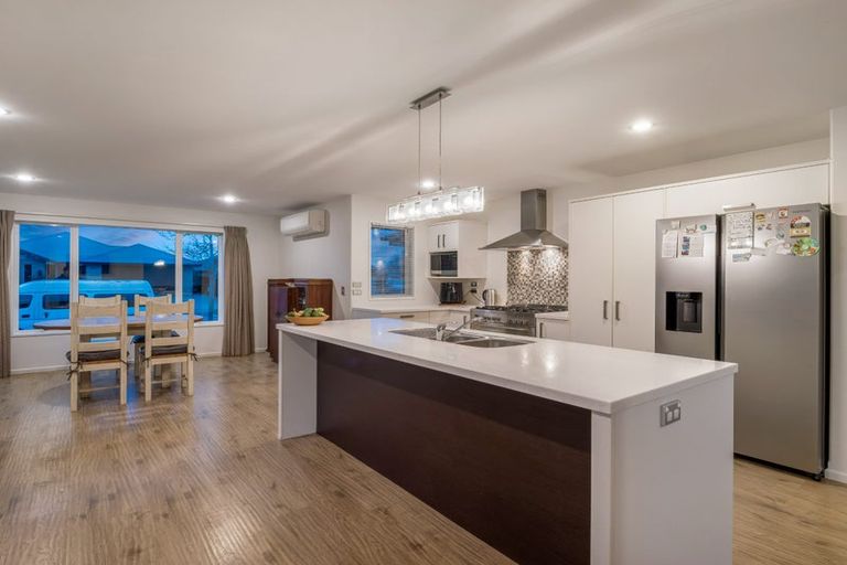 Photo of property in 37 Globe Bay Drive, Templeton, Christchurch, 8042