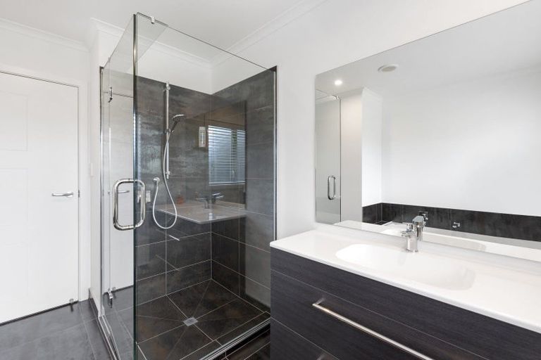 Photo of property in 2 Kilsby Place, Levin, 5510