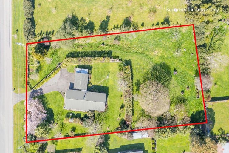 Photo of property in 18 Hatuma Road, Waipukurau, 4200