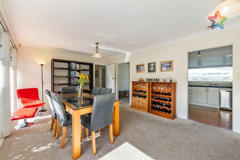 Photo of property in 7 Flavia Grove, Clouston Park, Upper Hutt, 5018