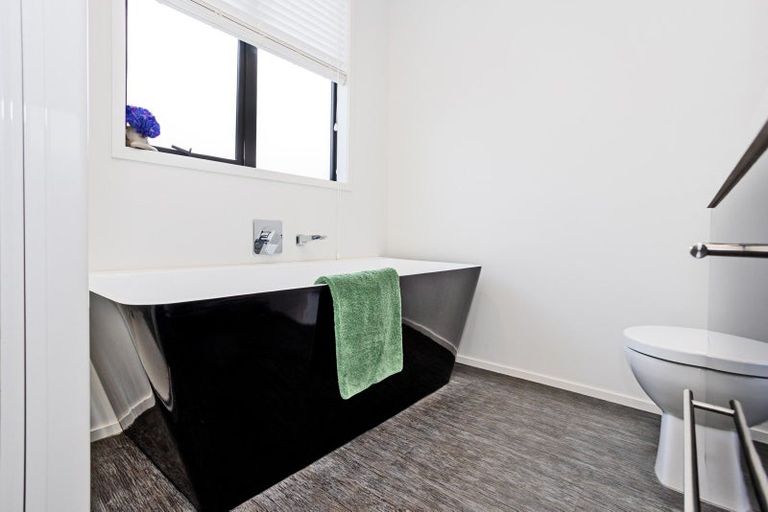 Photo of property in 154 Paterson Street, Grasmere, Invercargill, 9810