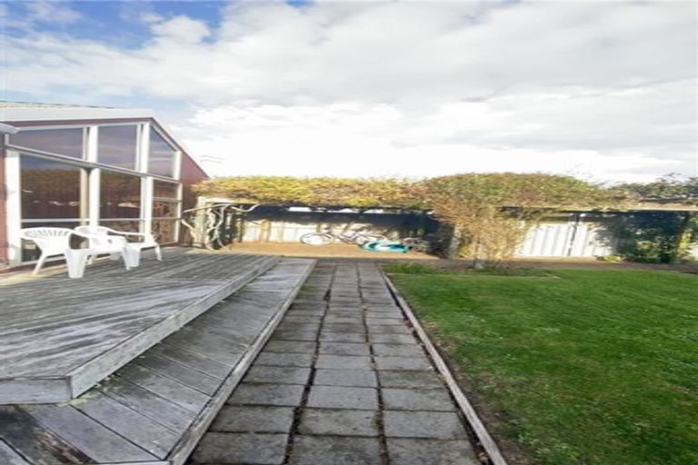 Photo of property in 35 Mahars Road, Mairehau, Christchurch, 8013