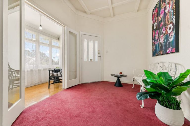 Photo of property in 1/27 Rata Street, New Lynn, Auckland, 0600