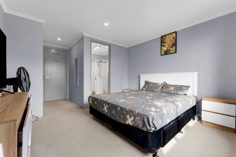 Photo of property in 2/65e Metcalfe Road, Ranui, Auckland, 0612