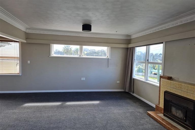 Photo of property in 2 Norfolk Road, Stanmore Bay, Whangaparaoa, 0932