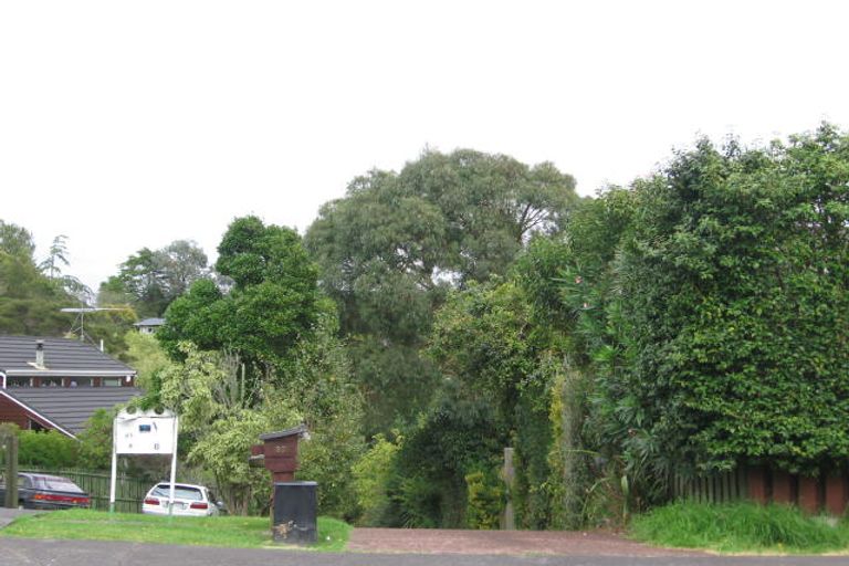 Photo of property in 2/23 Hellyers Street, Birkdale, Auckland, 0626