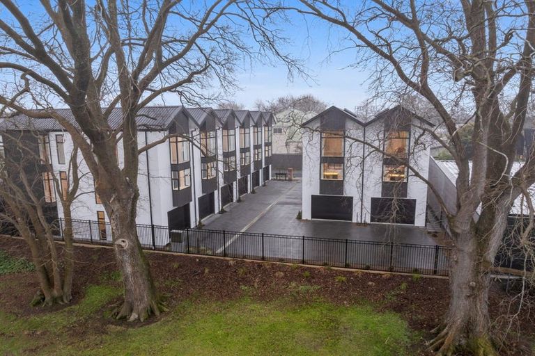 Photo of property in 8/30 Amuri Park Lane, Christchurch Central, Christchurch, 8013