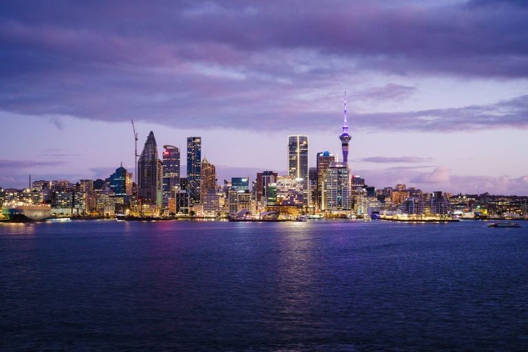 Photo of property in 87 Stanley Point Road, Stanley Point, Auckland, 0624