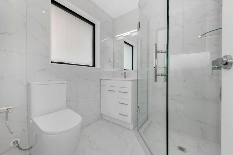 Photo of property in 76 Donegal Park Drive, Flat Bush, Auckland, 2019