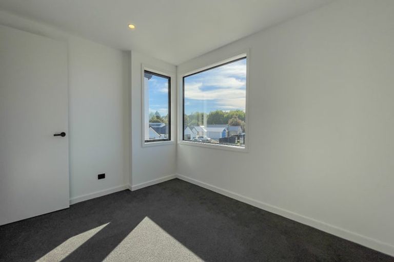 Photo of property in 19 Ruge Court, Cambridge, 3434