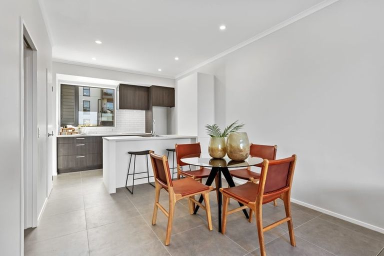 Photo of property in 88 Symes Drive, Red Beach, 0932